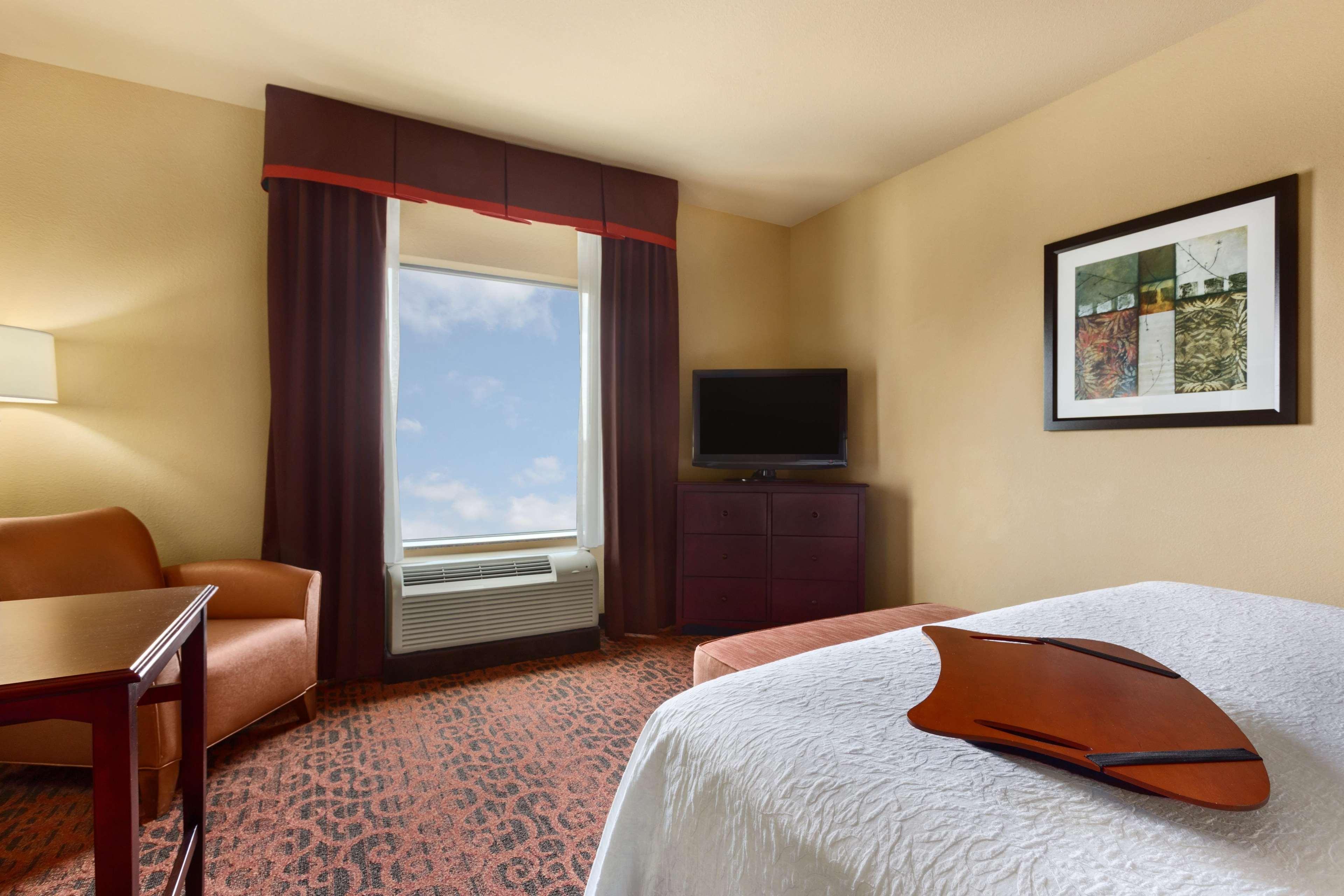 Hampton Inn & Suites Mission Dış mekan fotoğraf
