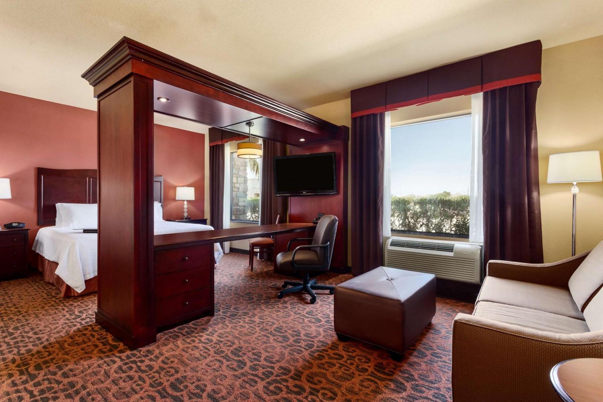 Hampton Inn & Suites Mission Dış mekan fotoğraf