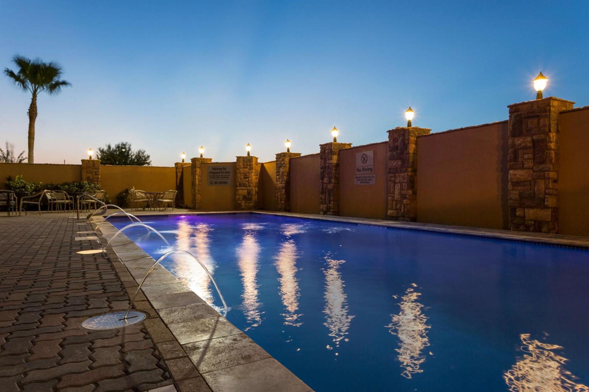 Hampton Inn & Suites Mission Dış mekan fotoğraf