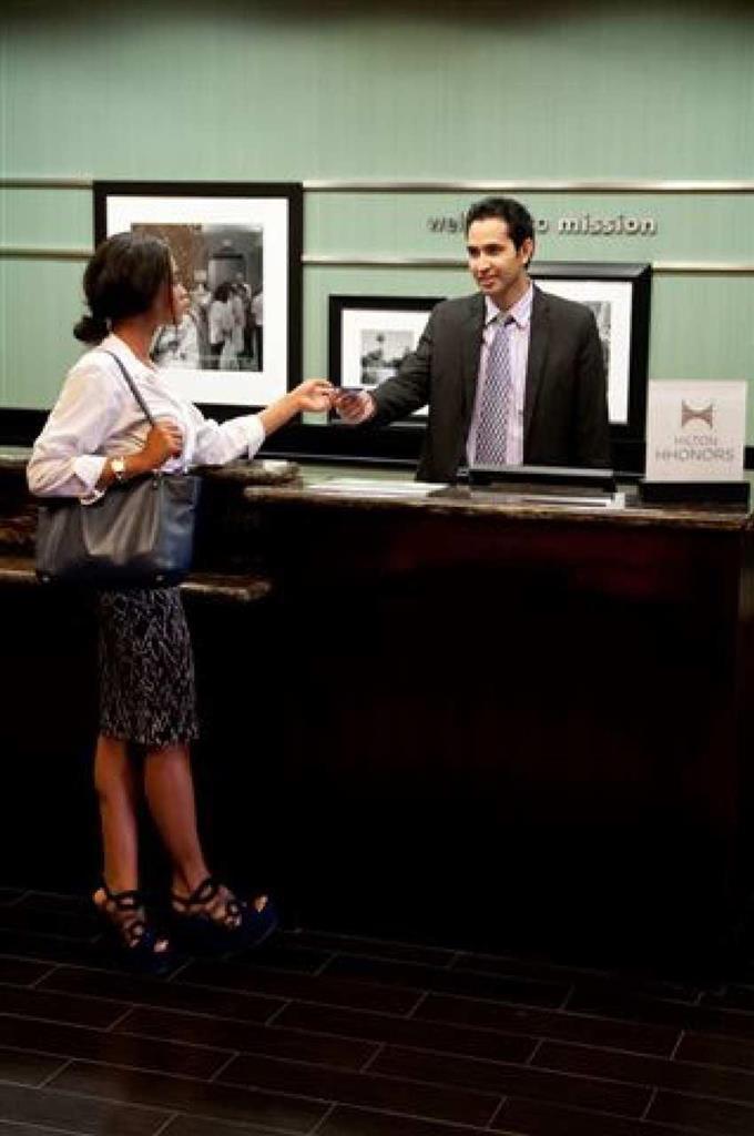 Hampton Inn & Suites Mission İç mekan fotoğraf